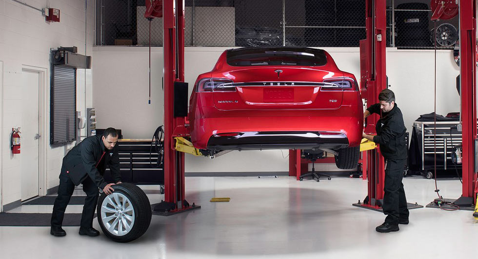  Tesla Adding 100 New Service Centers To Meet Model 3 Demand