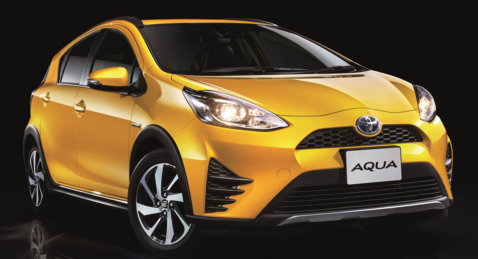  Toyota Prius C Goes For A More Rugged Crossover Look