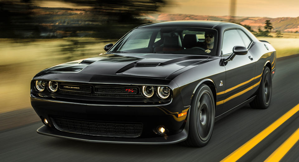  Watch Out For Dodge Challengers Rolling Away By Themselves