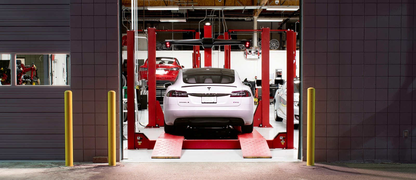 Tesla Approved Collision Shops In Phoenix Will Repair Geico-Insured Cars, Company Confirms