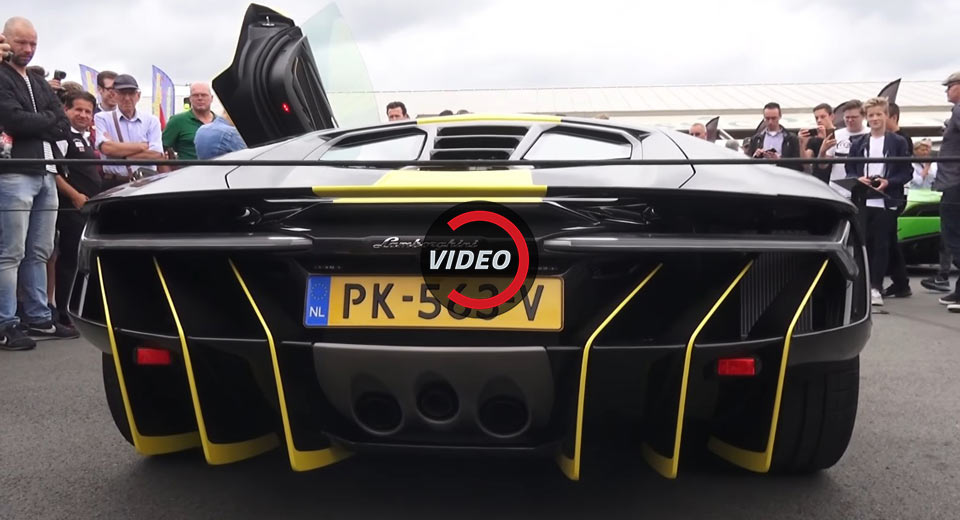 Lamborghini Centenario Screams Its Lungs Out, Attracts Large Crowd