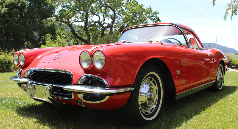Meet Lola: A ’62 Corvette With Superhero Pedigree