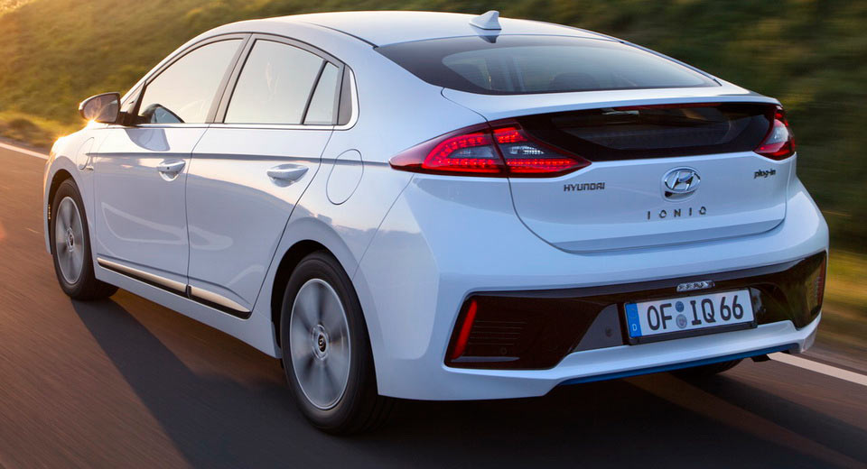 Frugal Hyundai Ioniq PHEV Arrives In The UK From £24,995