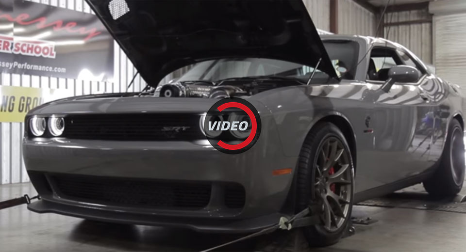  Hennessey Throws Its 1000 HP Challenger Hellcat On The Dyno