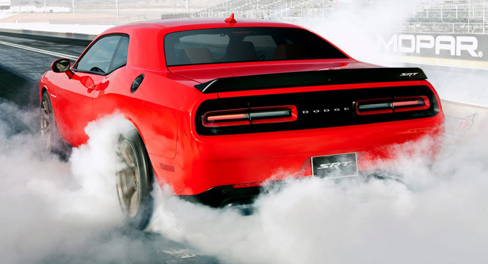 2017 Dodge Charger And Challenger Hellcats Recalled Over Oil Loss