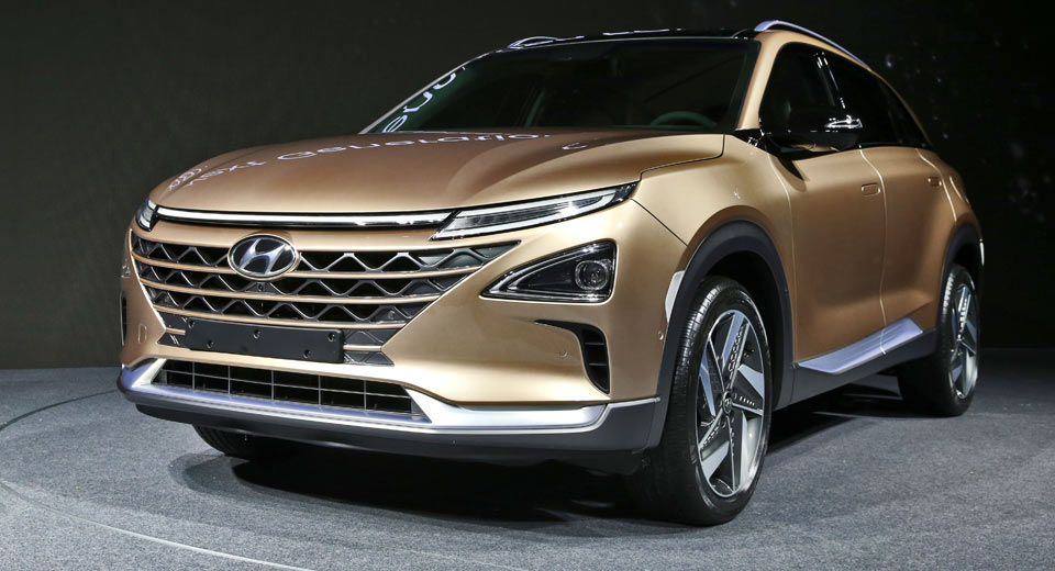  Hyundai Next Generation FCEV Debuts With 360-Mile Range