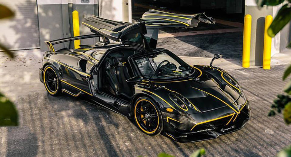  Carbon Pagani Huayra BC Lands In U.S. With Yellow Accents