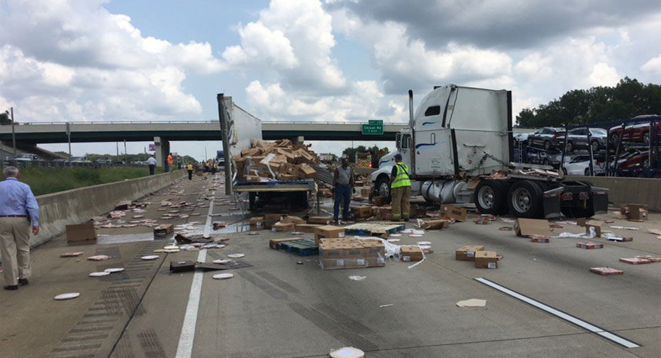  Hundreds Of Pizzas Destroyed In Horrific Arkansas Truck Crash