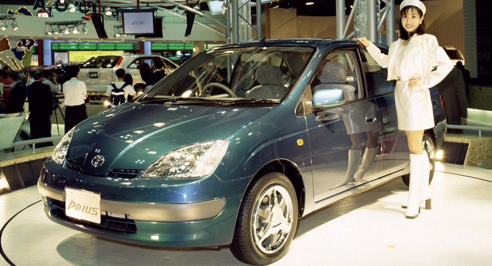 Toyota Celebrates The 20th Ann Of Their Game-Changing Prius