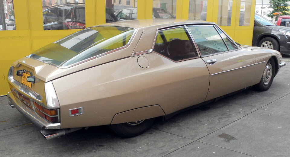  1972 Citroen SM Is As Eccentric As Cars Get On US Roads