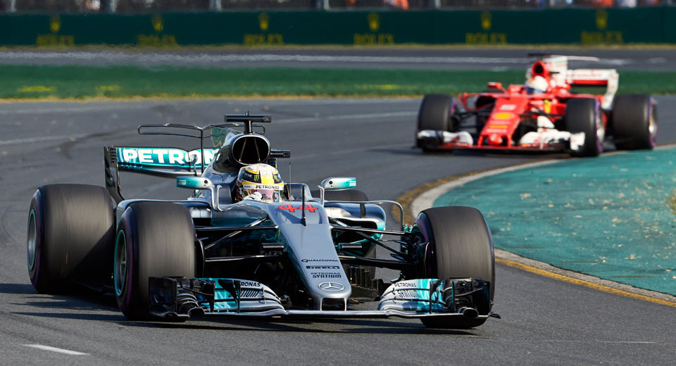  Williams, Ferrari Tempting – But Hamilton Wants To End Career At Mercedes