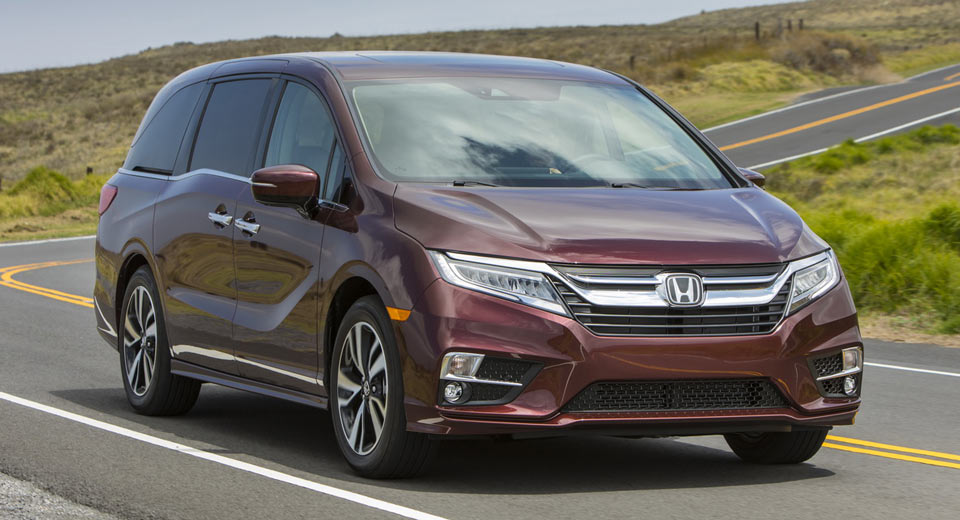  New Honda Odyssey Passes IIHS Tests With Top Marks