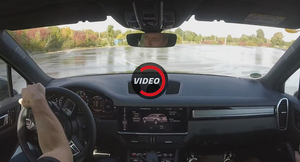  Drifting A 2018 Porsche Cayenne Turbo On A Wet Track Sounds Like Fun