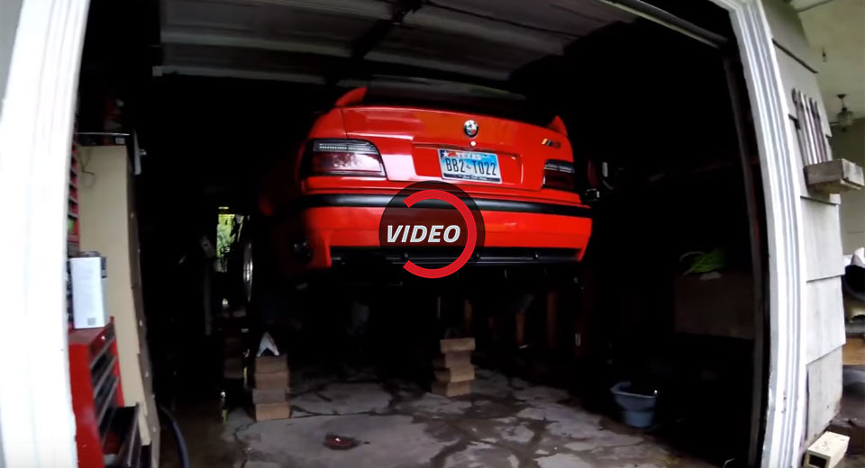Watch This Guy Save His E36 M3s From Hurricane Harvey