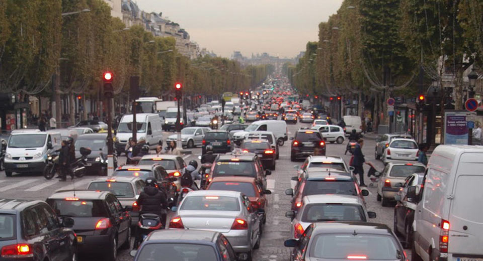 Mercedes Wants Europe-Wide Emissions Regulations Post-2021