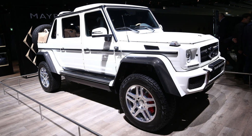  Mercedes-Maybach Bathes Frankfurt In Opulence