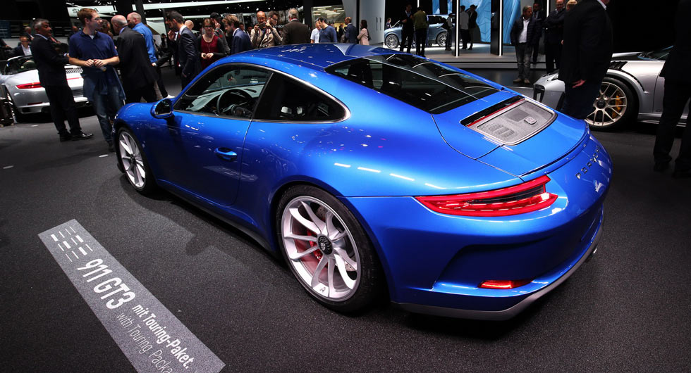  New Manual-Only Porsche 911 GT3 Touring Package Offers More For Free