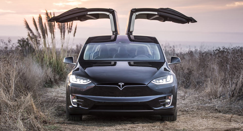  Tesla Offering Up To $30,000 In Model S and Model X Discounts