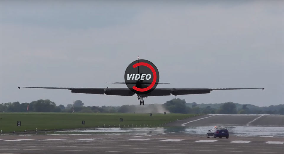  How Performance Cars Help U-2 Spy Planes Land