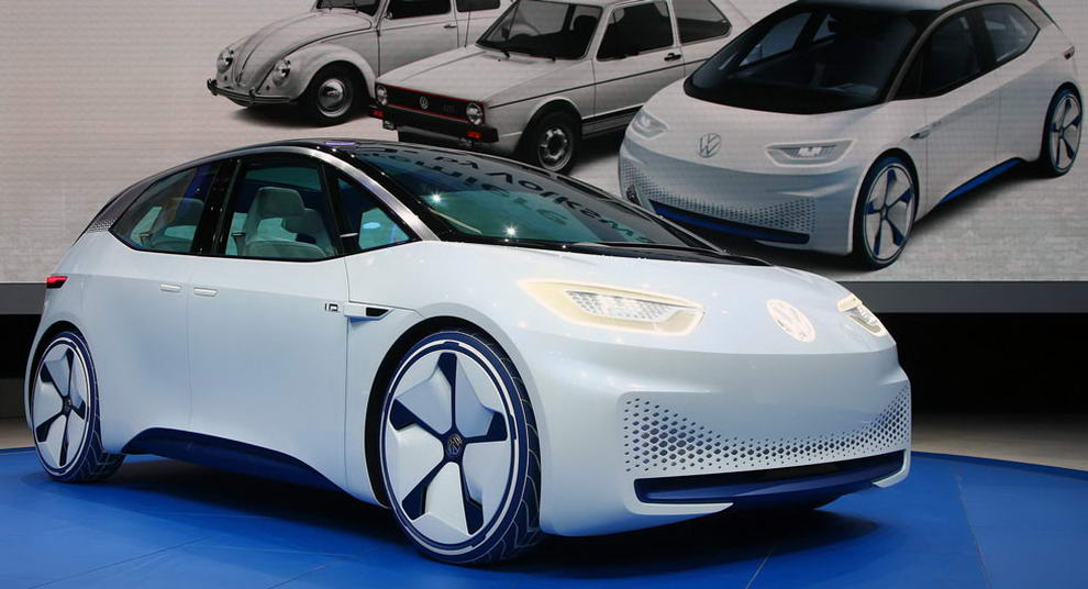  Next-Gen VW Golf To Launch Alongside I.D. Hatch