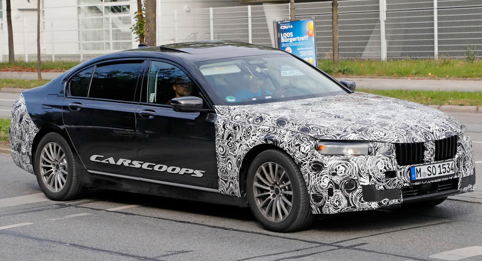  Facelifted 2019 BMW 7-Series To Adopt More Dynamic Design And New Tech