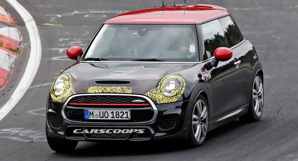 Updated Mini JCW Coming With New Hardware, More Power