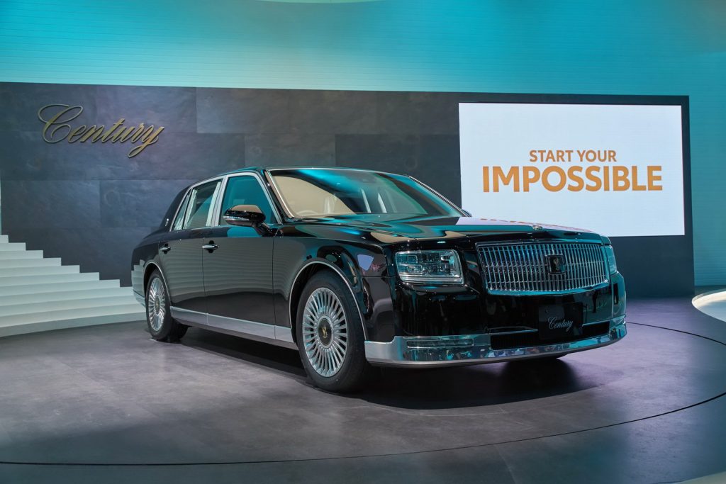  Toyota May Unveil A Hybrid Century SUV Before The End Of The Year