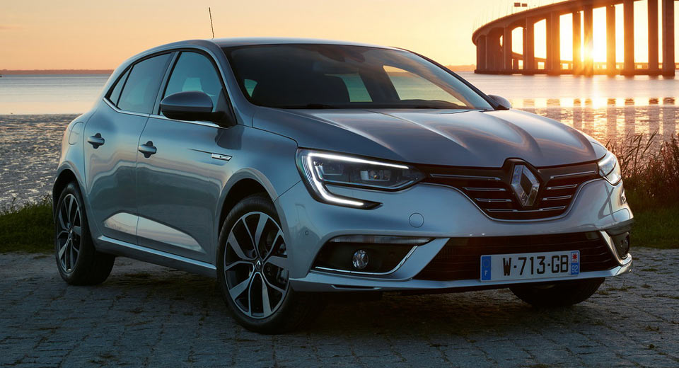  Renault Adds New TCe 165PS Engine To Megane Hatch And Estate