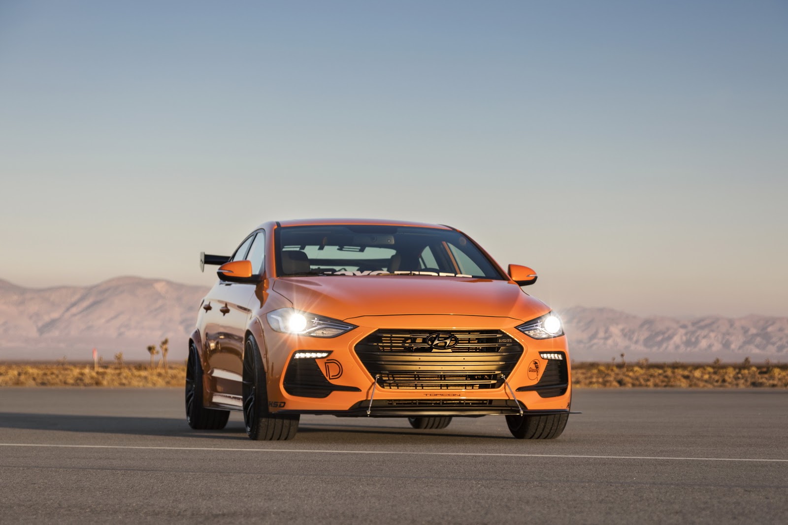 Modded Hyundai Elantra Sport Brings All Show All Go Attitude To SEMA 