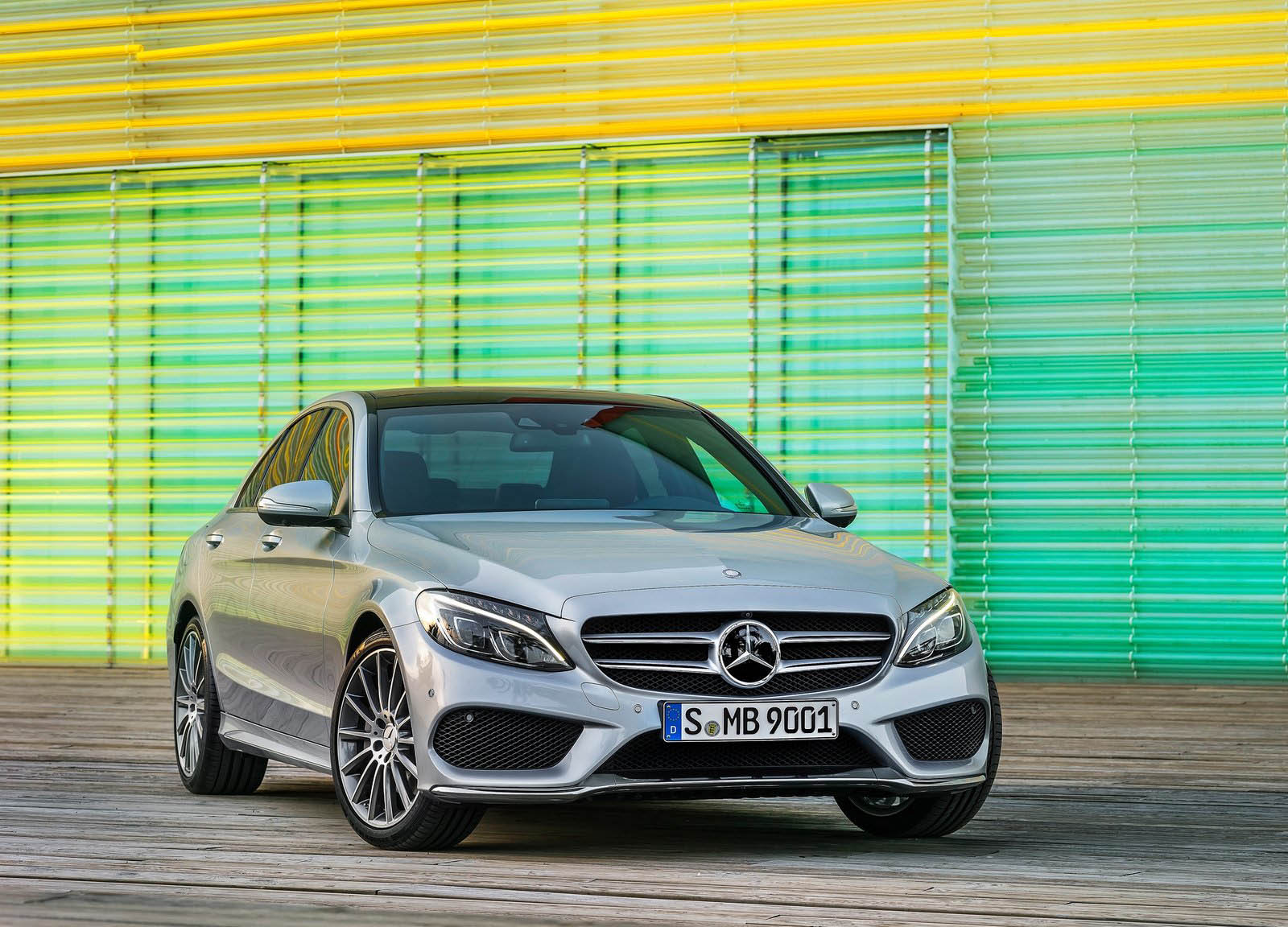 Mercedes-Benz-C-Class-2015-1600-02 Mercedes-Benz Barely Beats BMW For 2018 U.S. Luxury Sales Crown
