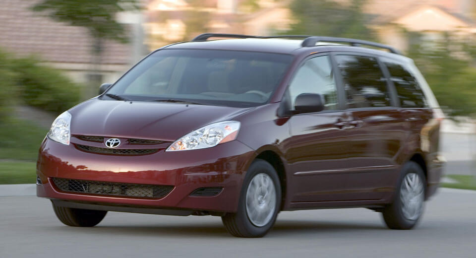 Toyota’s Recalling Hundreds Of Thousands Of Sienna Minivans For Rollaway Risk