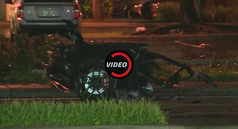  Lamborghini Splits In Half And Catches Fire In Miami, Occupants OK
