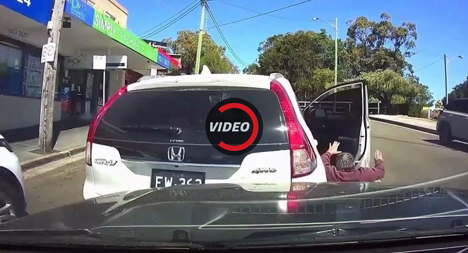 Dashcam Captures Angry Aussie Driver Making A Fool Of Himself