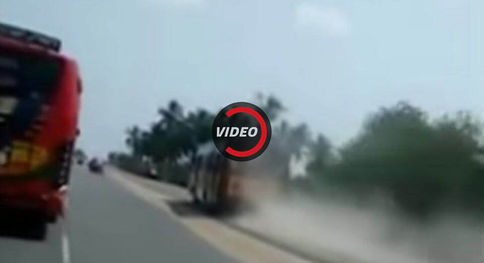 Bus Drivers Engage In Dangerous Race On Public Roads In India