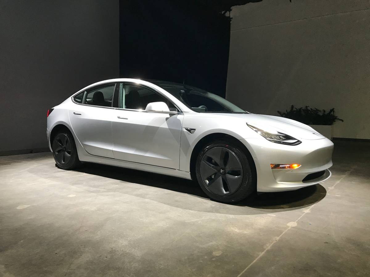 Tesla-Model-3-4 Tesla Gets Permission To Sell Model 3 In Europe, First Deliveries Start In February