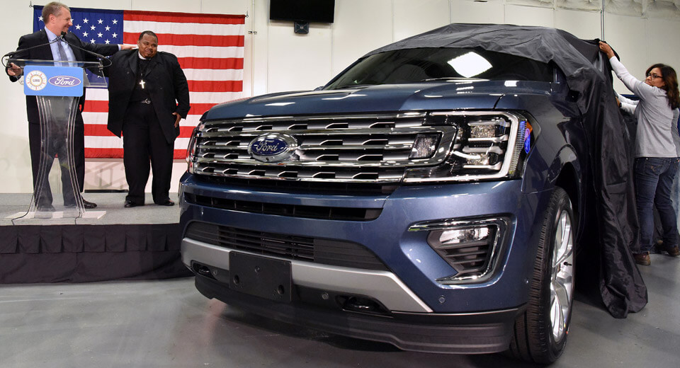  Ford Gave This Houston Pastor’s A New Expedition After Hurricane Harvey