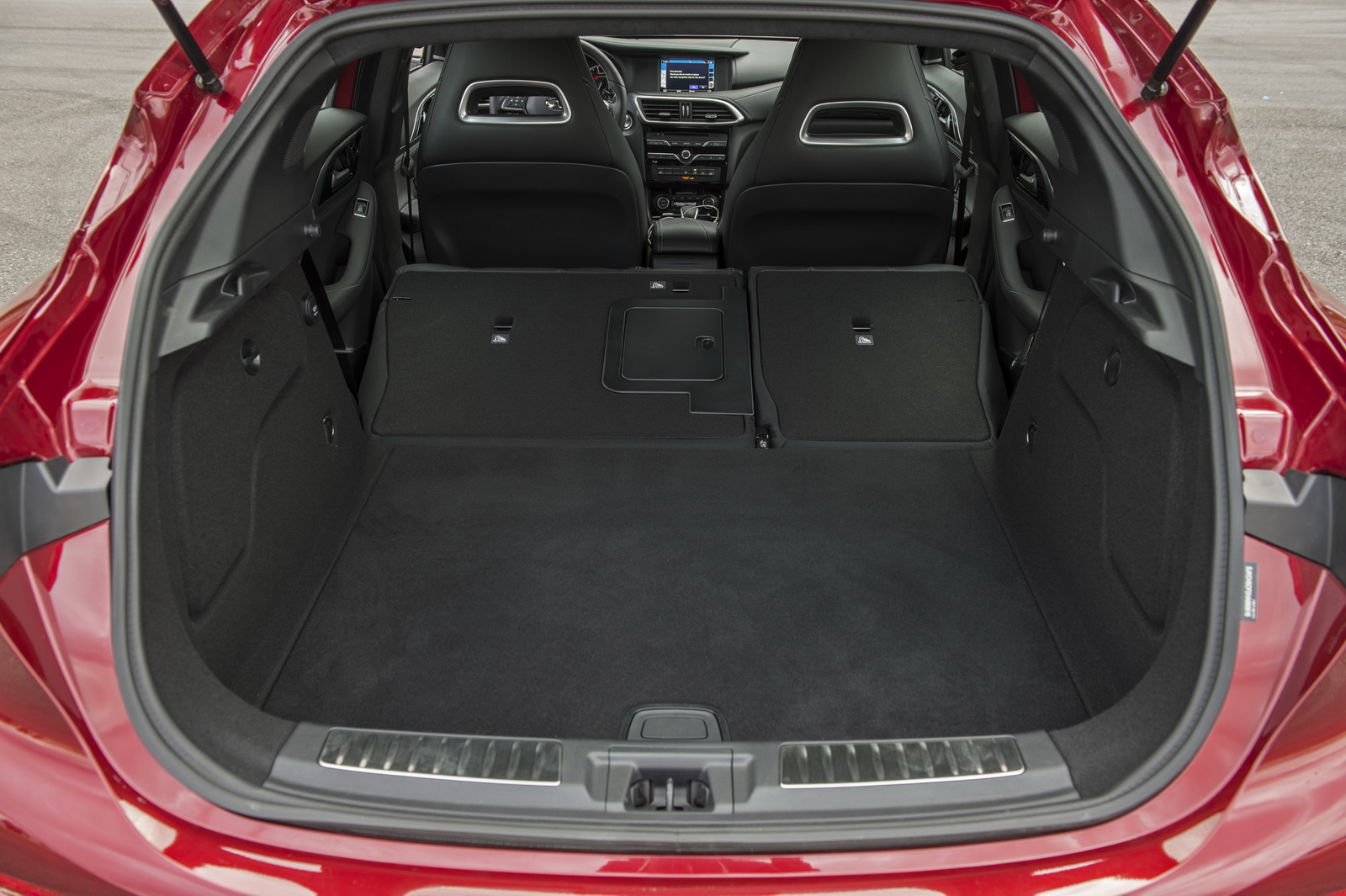 2017-infiniti-qx30-7 QX30 Has A Date With Death, But An “All-Infiniti” Replacement Is In The Works