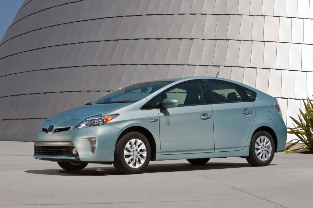  Feds Re-Probe Toyota Prius Braking Issues After New Complaint Surfaces