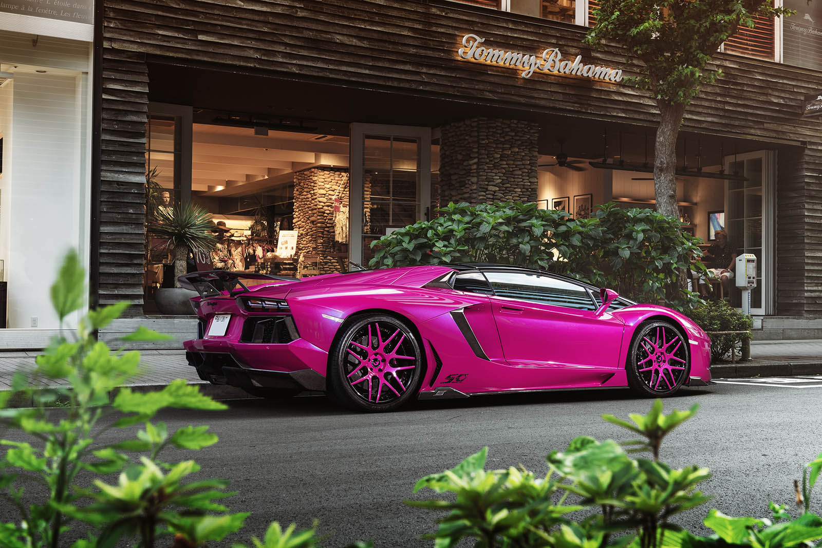 Pink Aventador Turns Heads In Tokyo Carscoops
