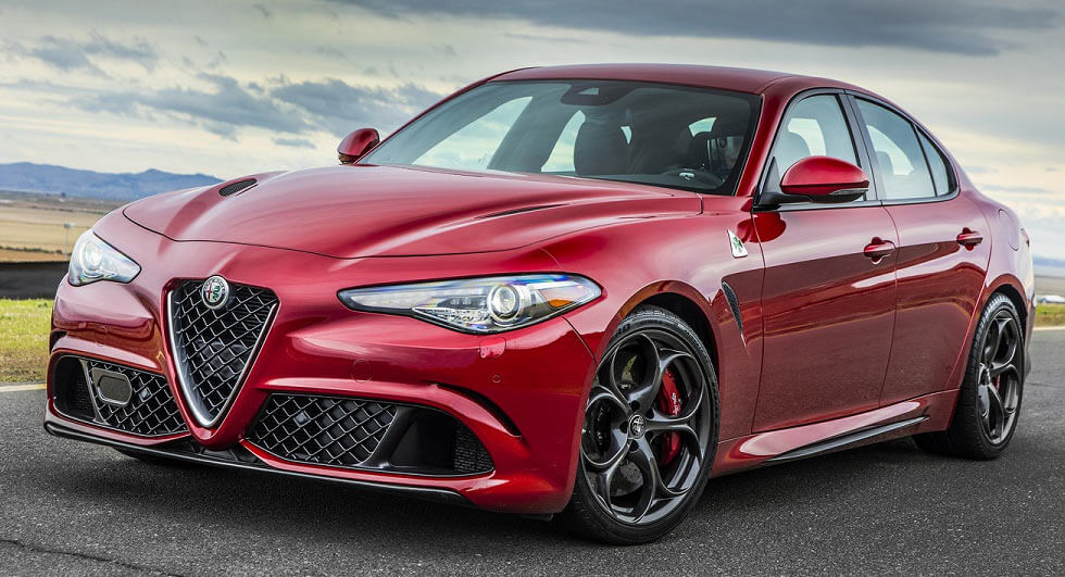  Alfa Romeo Giulia Could Get A High-Output Veloce Model With 350 HP