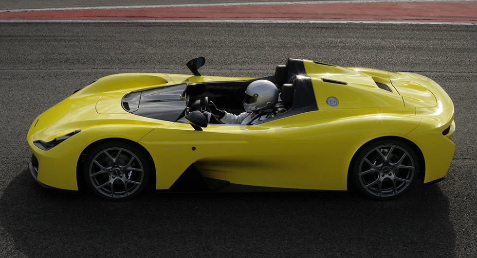  Dallara Stradale Packs 400 HP And Weighs Just 1,885 Pounds