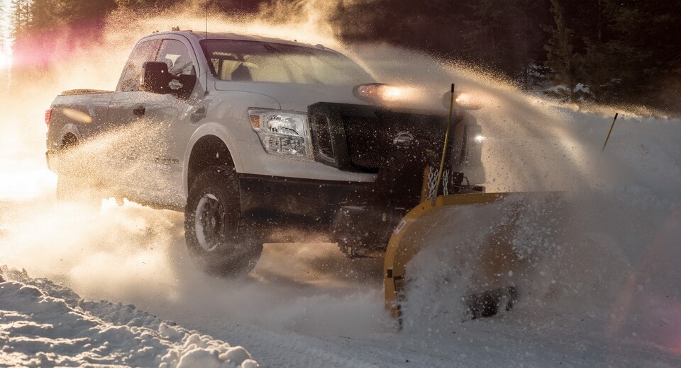 2018 Nissan Titan XD Gears Up For Winter With Snowplow Pack
