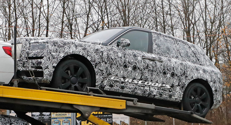  Rolls-Royce Cullinan Sheds Some Camo On The Road To Production
