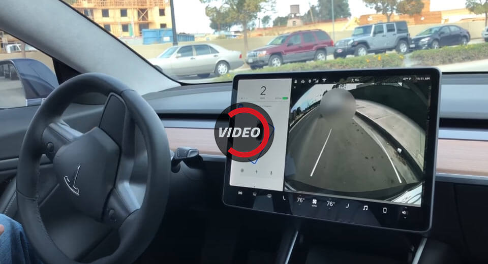  Watch A Tesla Model 3 Expertly Parallel Self-Park