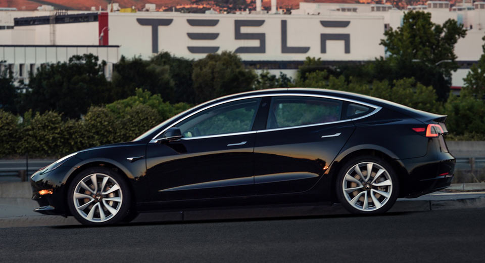 Analyst Says Tesla Needs To Stop Overpromising And Under Delivering