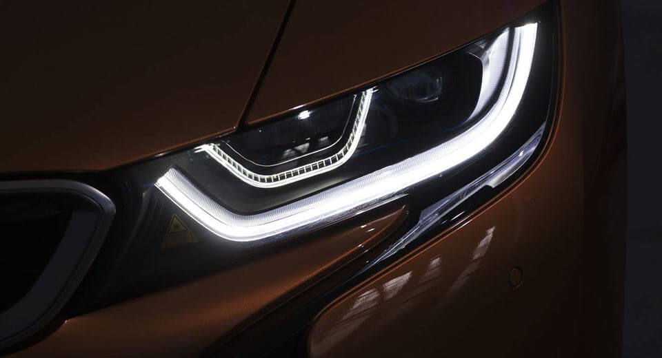  BMW i8 Roadster Teased, Debuts Later Today