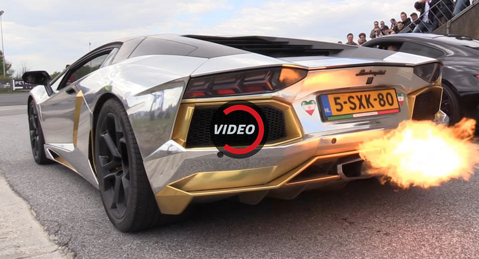  Chrome-Wrapped  Lamborghini Aventador Puts On A Flamethrower Show