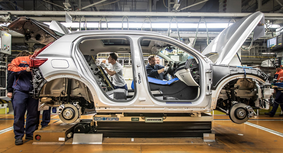  First Volvo XC40s Are Rolling Off The Assembly Line In Belgium