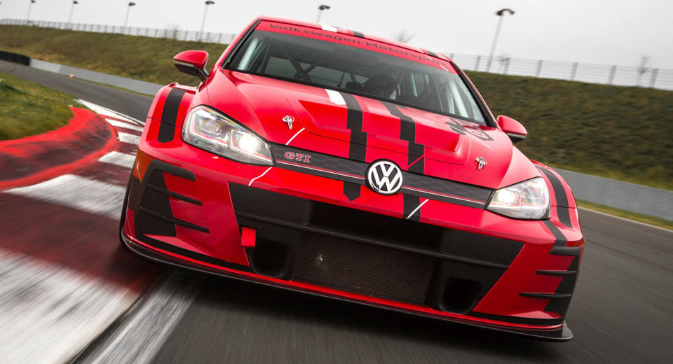  Facelifted VW Golf GTI TCR 345HP Racer Ready For The 2018 Season