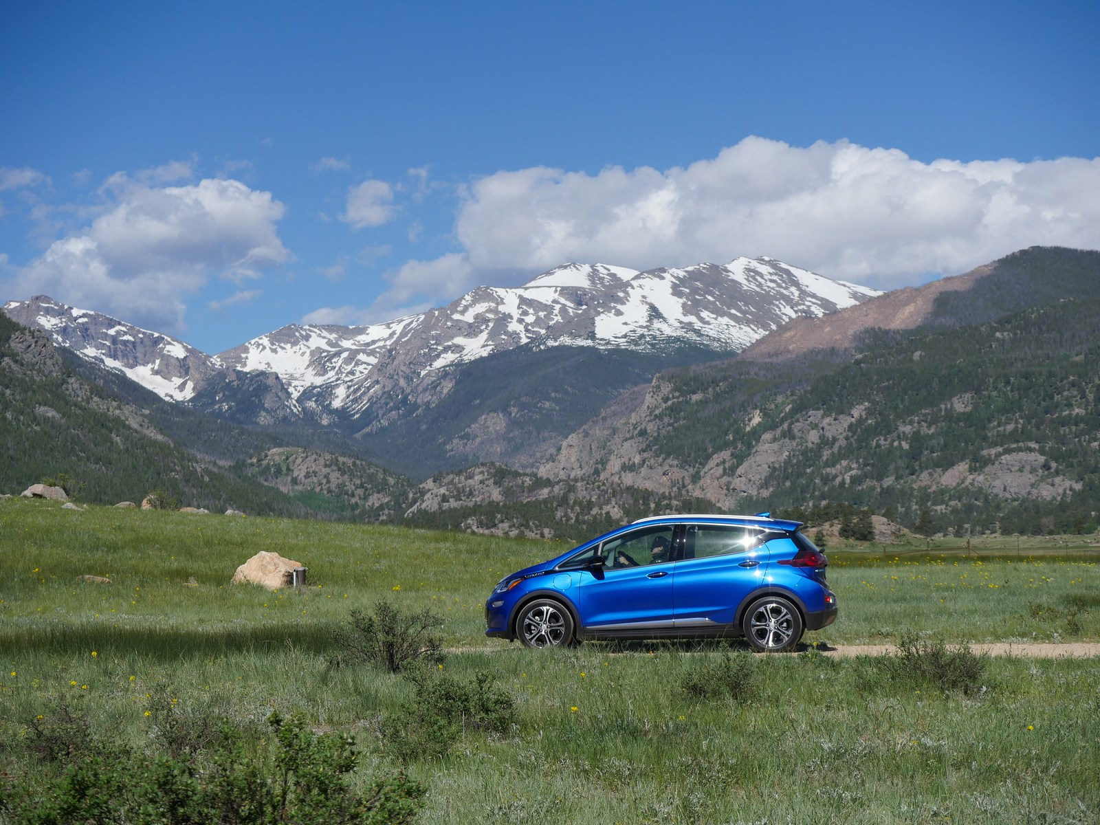 Chevrolet-Bolt-3 Is GM Readying An Electric Crossover Dubbed The Bolt EUV?